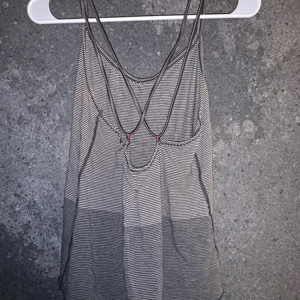 Lululemon tank top - Picture 1 of 3